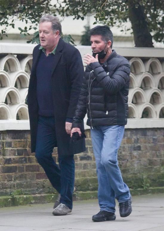 Simon Cowell và bạn gái cãi nhau trên phố - Hình 6