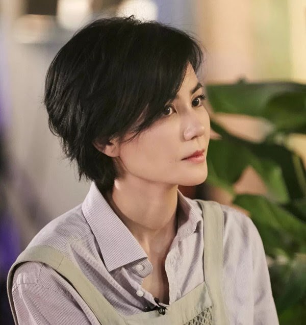 Vương Phi - Nữ Diva khiến Tạ Đình Phong mê mẩn - Hình 1