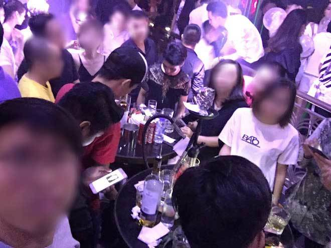 Gái xinh dụ thanh niên mới quen lên bar chỉ 13 phút mất toi 17 triệu đồng - Hình 3