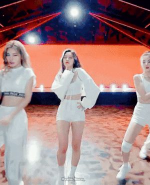 Voc dang đông hô cat cua Shin Ryu Jin (ITZY) - Hình 3