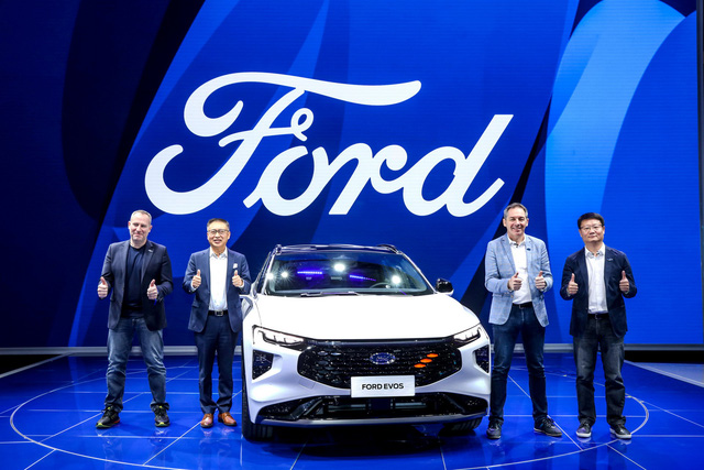 Ra mắt Ford Evos - SUV 7 chỗ Mondeo được người Việt mong chờ - Hình 4