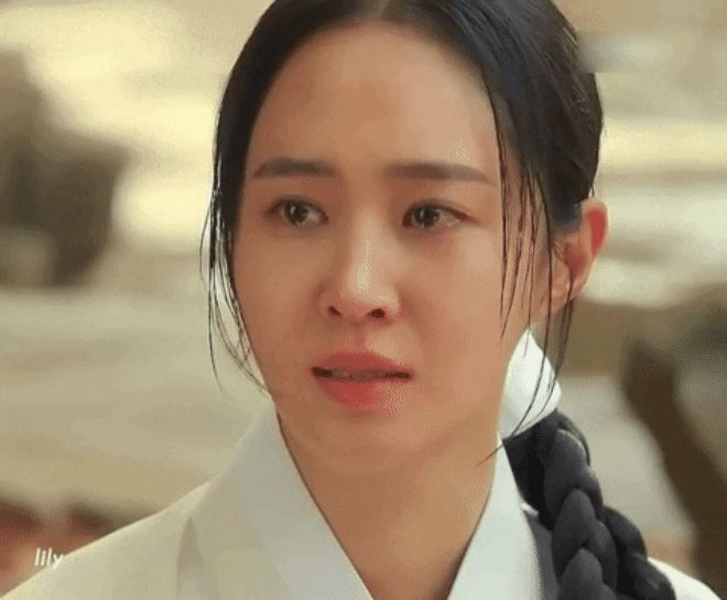 Bộ 3 nữ thần nhan sắc của SNSD hóa thân thành mỹ nhân cổ trang, netizen tranh cãi ai là người đẹp nhất? - Hình 11