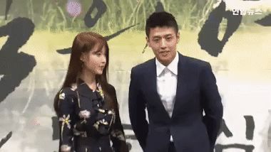 Hot lại khoảnh khắc Kang Ha Neul phũ IU tại họp báo, bản chất có giống vụ Kim Jung Hyun xa lánh Seohyun? - Hình 1