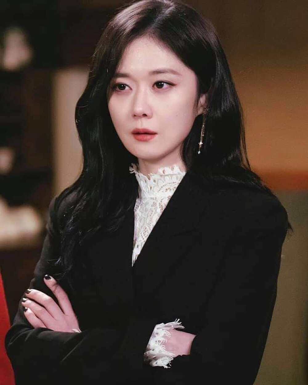 Jang Nara đẹp điên đảo như ma cà rồng không góc chết trong Pháp sư trừ tà - Hình 3