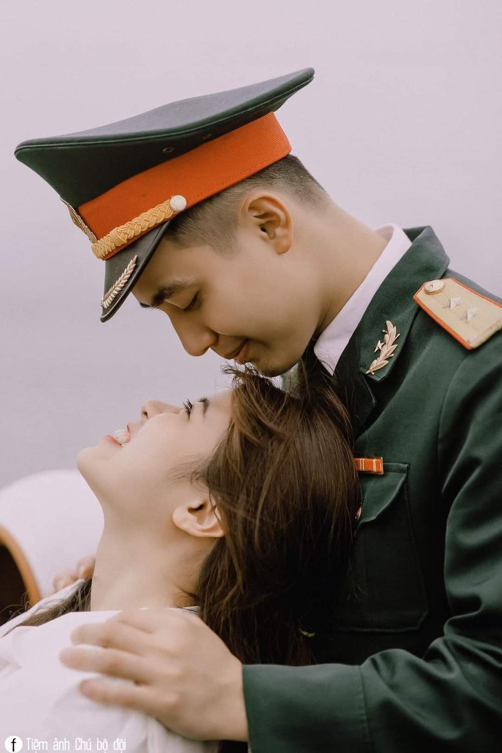 Xúc Động Tâm Sự Từ Vợ Người Lính: Ai Cũng Kêu Bộ Đội Giờ Sướng Lắm -  Netizen - Việt Giải Trí