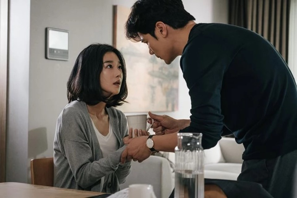 Seo Ye Ji được đạo diễn Seo You Min phim Recalled bênh vực giữa scandal thao túng Kim Jung Hyun - Hình 1