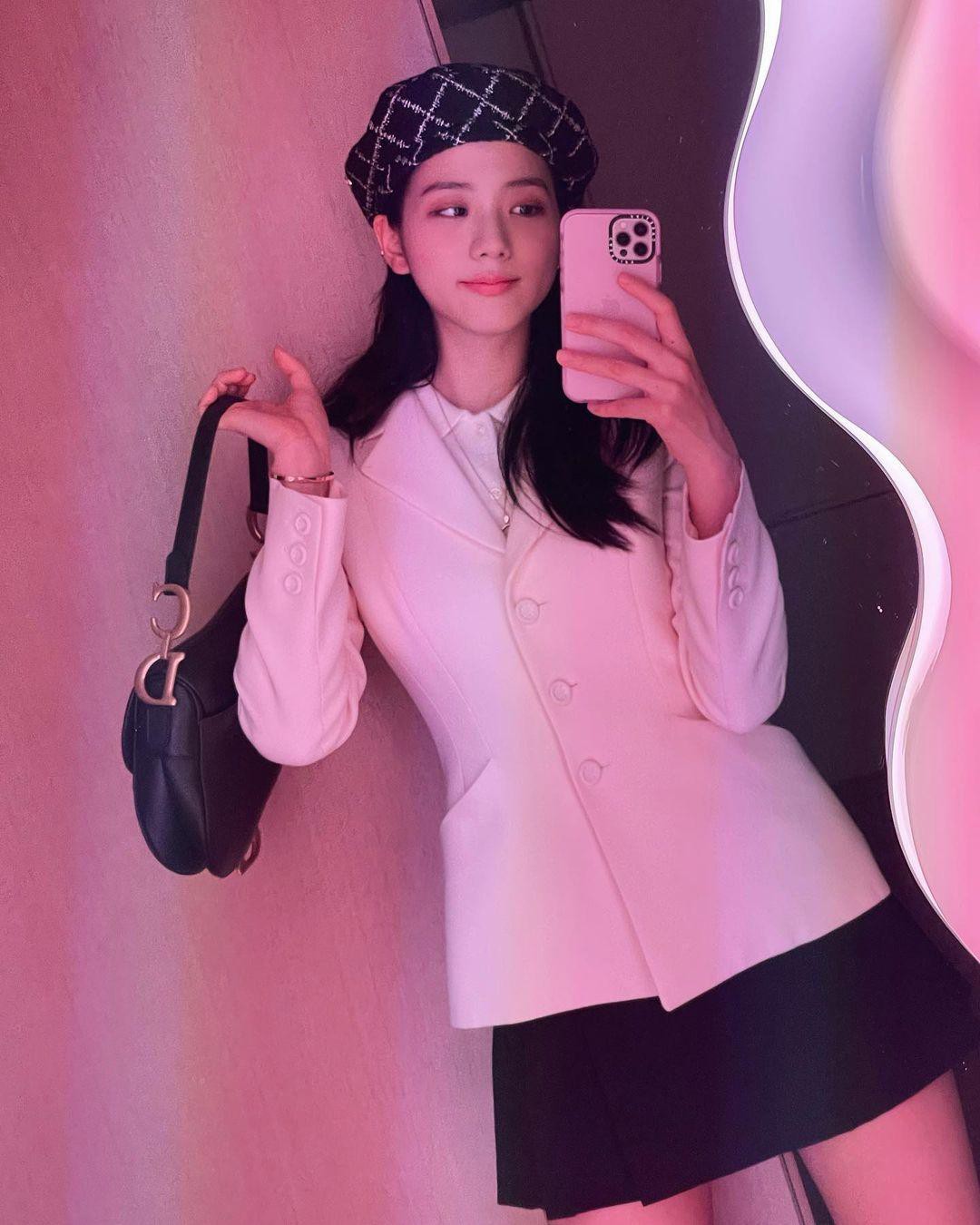 Jisoo trở thành nàng thơ của thương hiệu thời trang nội địa Hàn Quốc