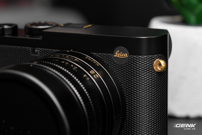 Đập hộp Leica Q2 phiên bản đặc biệt Daniel Craig x Greg Williams: Giá sương sương 183 triệu đồng, giới hạn 750 chiếc - Hình 7