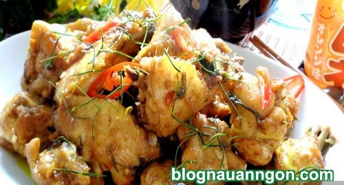 Hao cơm với món gà rang lá chanh huyền thoại ! - Hình 1