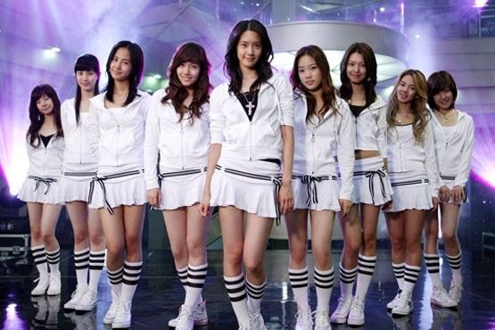 Knet rần rần đào lại khoảnh khắc Yoona làm center của SNSD: Đẹp nghẹt thở, danh xưng nữ thần nhan sắc Kpop từ đây mà ra! - Hình 5