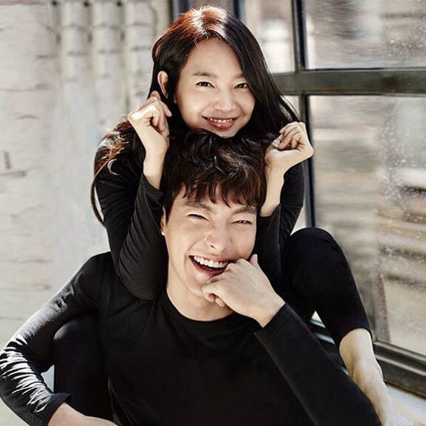 Mật báo Kbiz: Hé lộ list tình cũ của Jisoo (BLACKPINK), Lisa bị nam thần 1m91 phản bội, Kim Woo Bin - Shin Min Ah sắp cưới - Hình 21