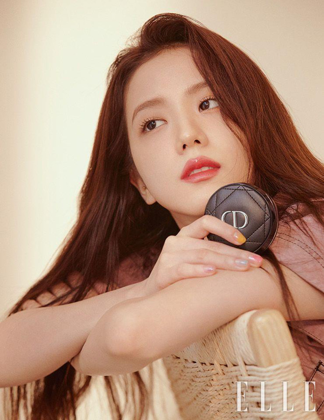Mật báo Kbiz: Hé lộ list tình cũ của Jisoo (BLACKPINK), Lisa bị nam thần 1m91 phản bội, Kim Woo Bin - Shin Min Ah sắp cưới - Hình 3