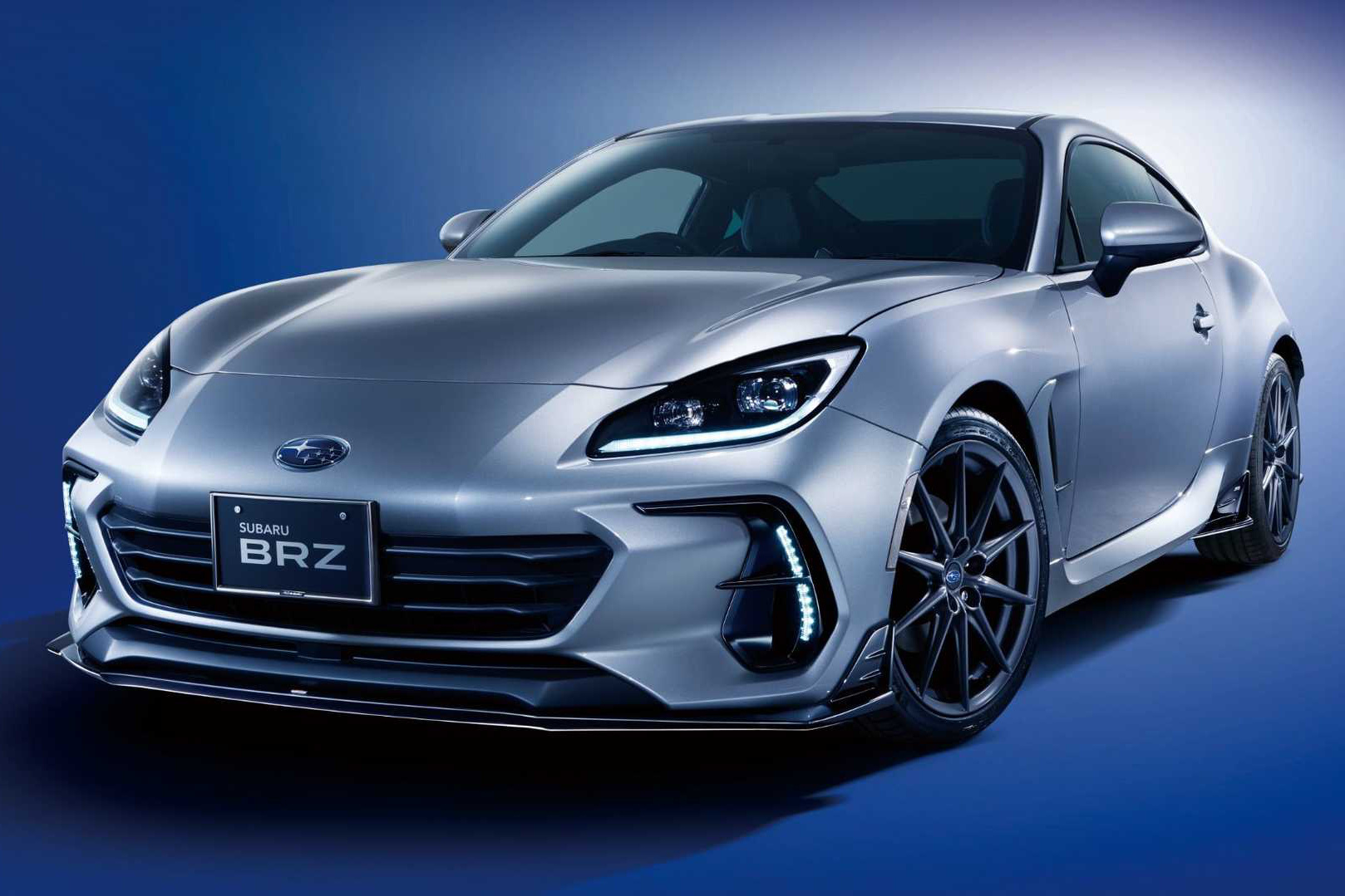Subaru BRZ có thêm cả tá đồ chơi mới cho fan tốc độ - Hình 1