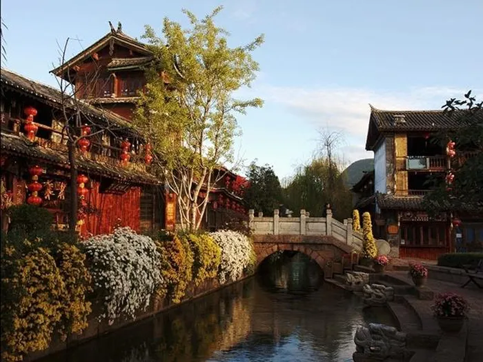 8 cổ trấn Trung Quốc đẹp như tranh - Hình 15