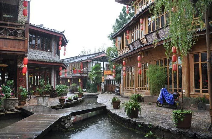 8 cổ trấn Trung Quốc đẹp như tranh - Hình 14