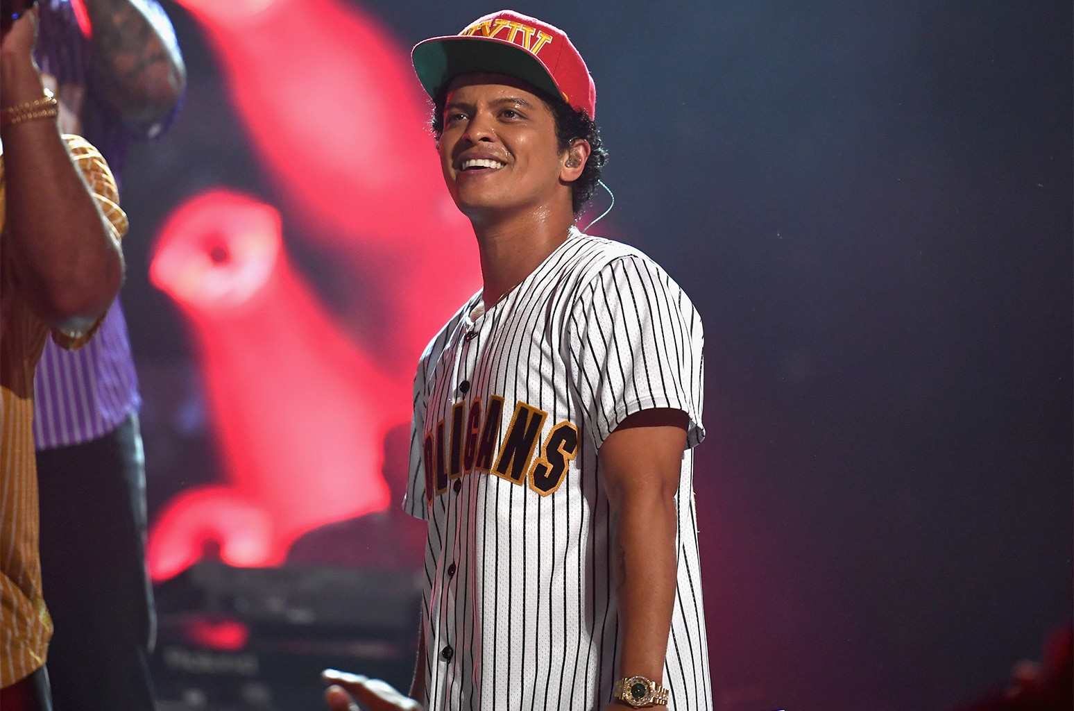 Bruno Mars - From a child who had to sleep on the roof to the most perfectionist in the world of music - Picture 1