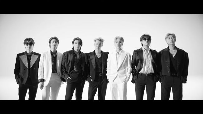 BTS tung teaser Butter khiến fan điên đảo: Nghe giống nhạc Bruno Mars, xem nhiều thì... mỏi cổ? - Hình 3