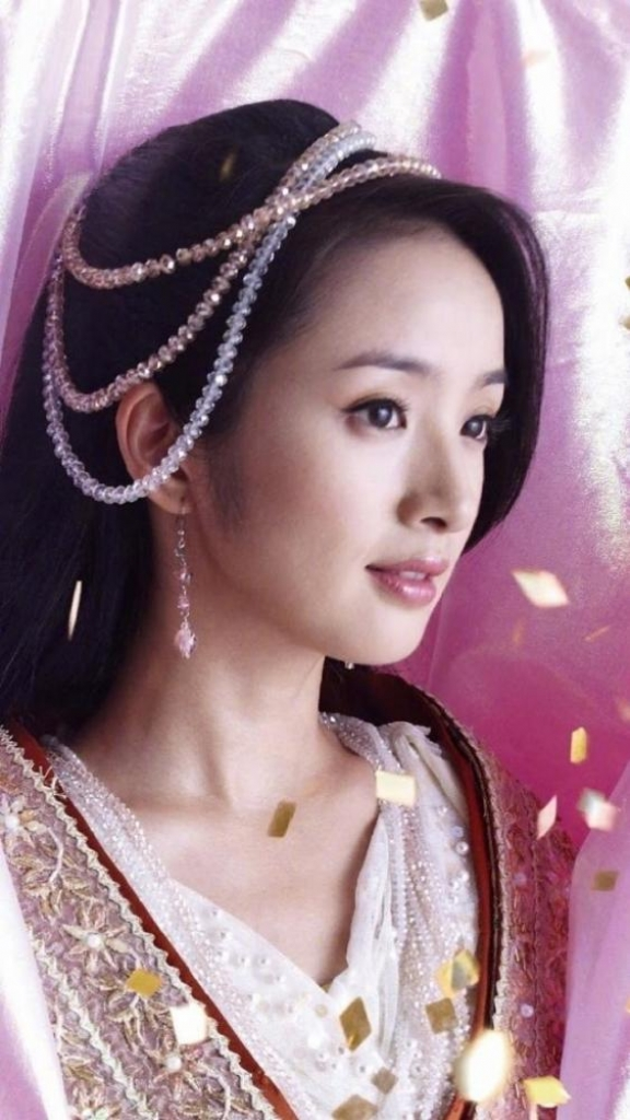 Lâm Y Thần - Tuổi thơ nghèo khó, từng phải viết di chúc đến đại tỷ giàu có - Hình 4