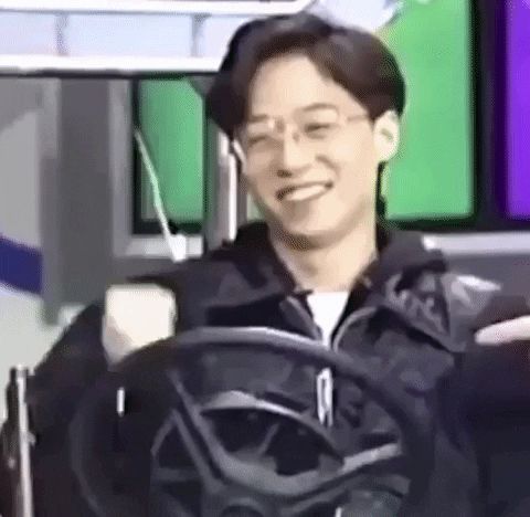 Netizen xuýt xoa trước visual đỉnh cao của Yoo Jae Suk thời 20: Cũng từng là soái ca đấy đừng đùa! - Hình 1