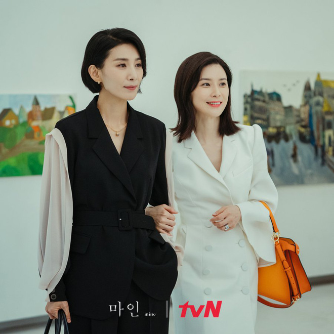 Bom tấn Mine của Lee Bo Young gây choáng ngợp với độ giàu đến điên rồ vượt qua cả Penthouse - Hình 4