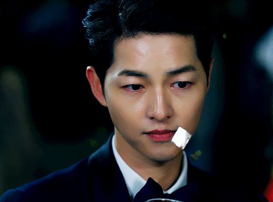 Knet ngất lịm vì visual mlem của Song Joong Ki thời Running Man: Trẻ măng, đẹp trai chấp cả cảnh quay mờ nhoè - Hình 10