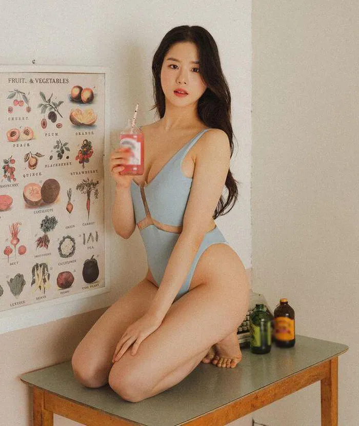 Hot girl Hàn sở hữu thân hình bốc lửa, không hở bạo vẫn vạn người mê - Hình 14