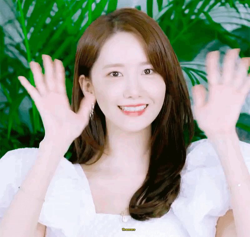 Yoona (SNSD) gây bão cả Weibo nhờ màn livestream khoe visual đẹp xỉu đón sinh nhật, ai mà tin nổi chị đẹp đã 31 tuổi - Hình 2