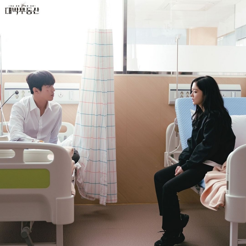 Bất động sản trừ tà preview tập 7: Chuyên đi lừa đảo nhưng Jung Yong Hwa lại nghi ngờ cánh tay phải của Jang Nara muốn hại cô? - Hình 12