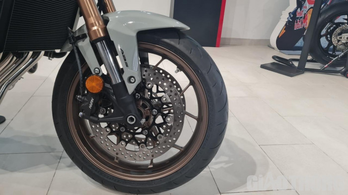 Cận cảnh bộ đôi Honda CB650R và CBR650 2021 hoàn toàn mới vừa về Việt Nam - Hình 7