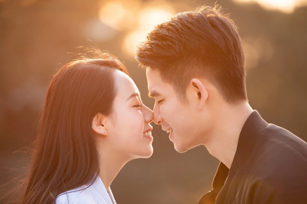 Chuyển phòng trọ hộ bạn gái, vừa mở tủ quần áo tôi quay người bỏ đi ngay - Hình 1