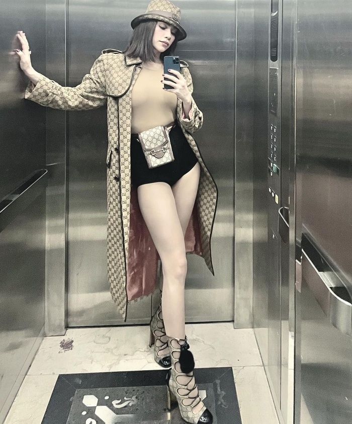 Học sao Việt cách mặc trang phục màu nude vừa sang trọng mà không kém duyên - Hình 4