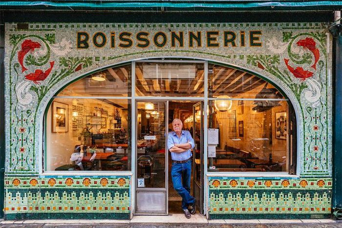 Ngắm một Paris không hoa lệ mà bình dị với những cửa hàng xinh đẹp - Hình 1