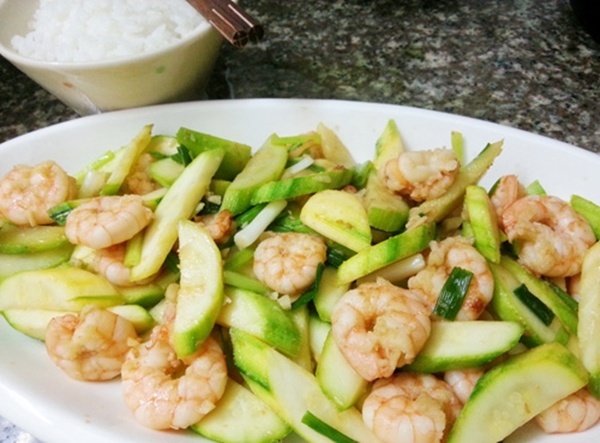 Thực đơn cơm tối 4 món ngon miệng, đầy đủ dinh dưỡng cho bữa cơm gia đình - Hình 3