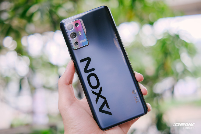 Trên tay ZTE Axon 30 Pro: Màn hình AMOLED 120Hz, Snapdragon 888, hai camera 64MP, giá 10.8 triệu đồng - Hình 3