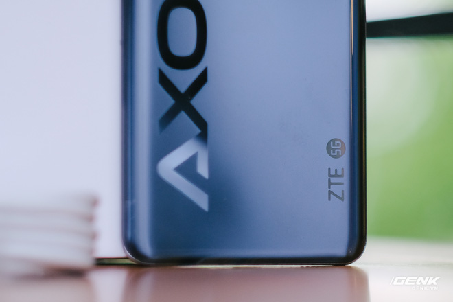 Trên tay ZTE Axon 30 Pro: Màn hình AMOLED 120Hz, Snapdragon 888, hai camera 64MP, giá 10.8 triệu đồng - Hình 6