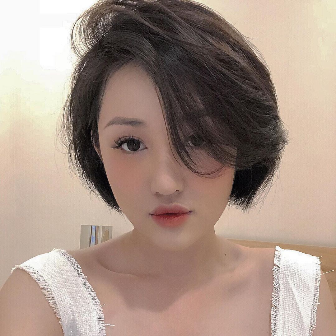 Tuổi 33, cựu hot girl Sài thành đẹp cuốn hút, thừa nhận dao kéo - Hình 7
