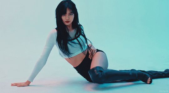 Cứ ngỡ Lisa là thánh body, nhưng hóa ra trong BLACKPINK còn có thành viên khác cao và thon thả hơn - Hình 8