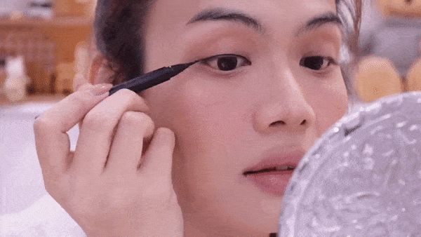 Học Đào Bá Lộc cách make-up xinh như gái Thái - Hình 8