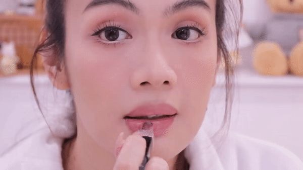 Học Đào Bá Lộc cách make-up xinh như gái Thái - Hình 11