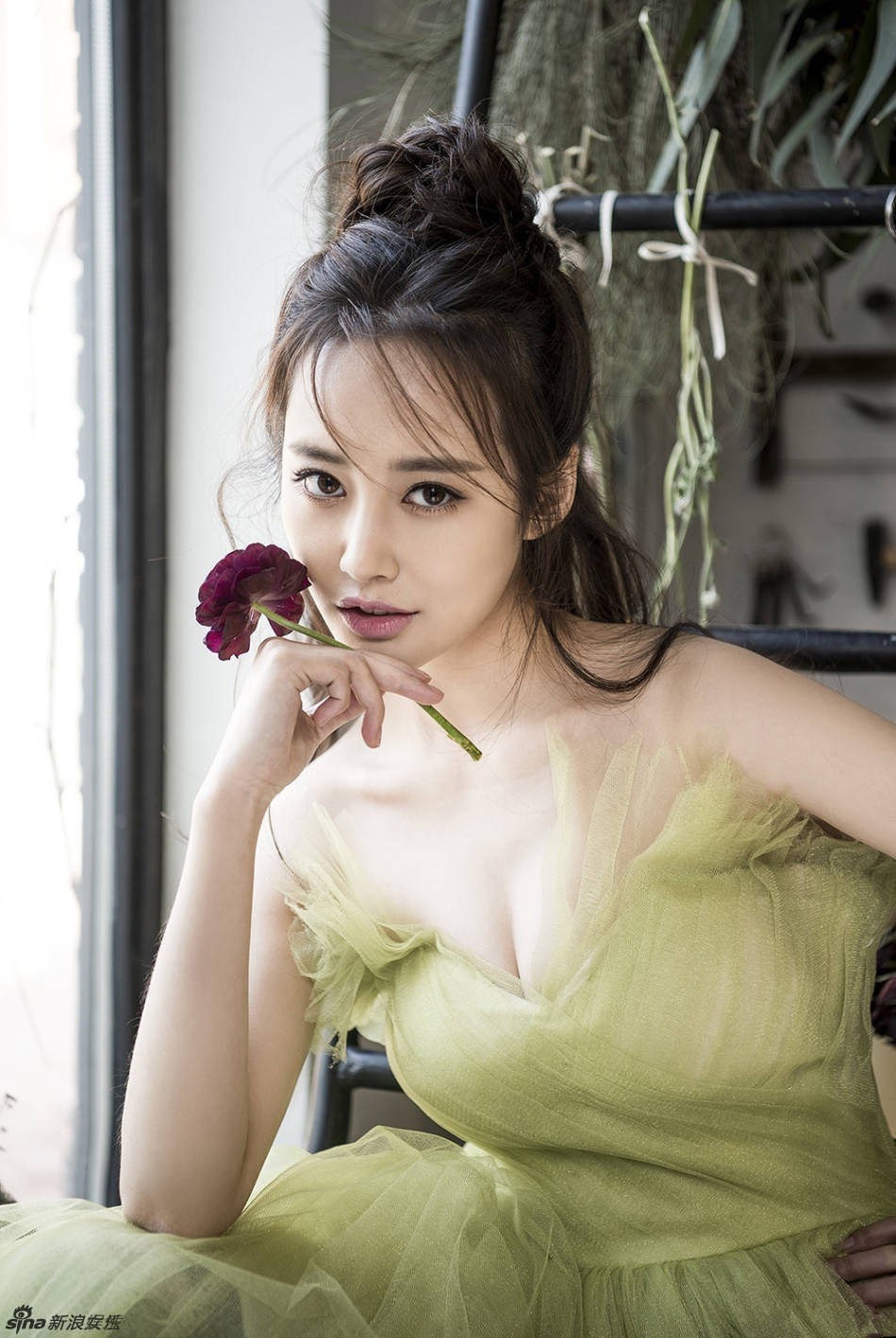Lý Thuần - Ác nữ xinh đẹp đến Lệnh Phi bị căm ghét nhất màn ảnh - Hình 3