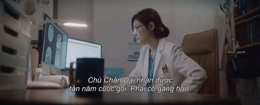 Tập 2 Hospital Playlist 2 đẩy hội bác sĩ vào loạt biến lớn, Jun Wan chấp nhận để bệnh nhân thiệ.t mạn.g? - Hình 2