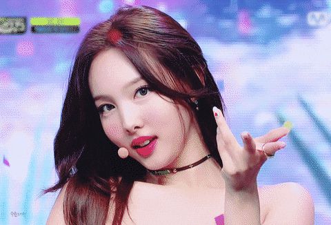 Công bố gương mặt đại diện cho mỗi nhóm nhạc hot nhất Kpop: Jennie - Nayeon thắng áp đảo, V hay Jungkook mới nổi nhất BTS? - Hình 15