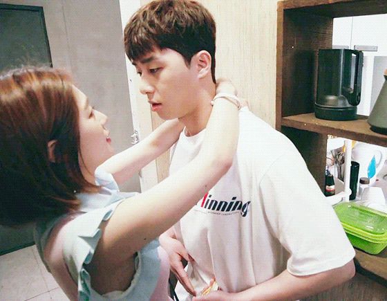 6 bậc thầy hôn hít trên màn ảnh Hàn: Thách ai vượt mặt Park Seo Joon về độ nóng bỏng đấy! - Hình 4