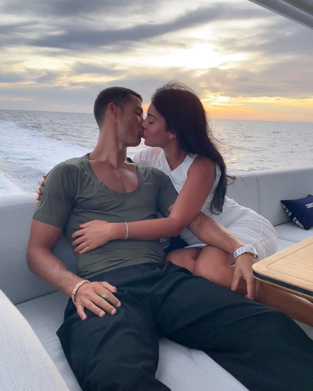 Georgina Rodriguez: Cô bán hàng thừa hưởng khối tài sản nửa tỷ đô nhờ yêu siêu sao cầu thủ Ronaldo - Hình 5
