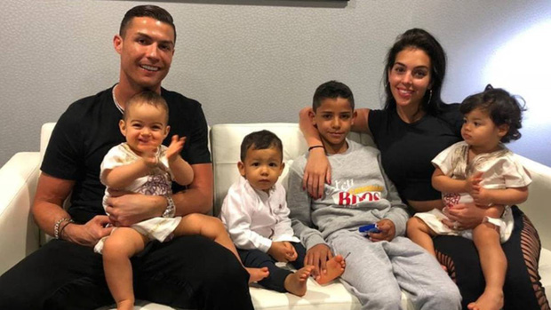Georgina Rodriguez: Cô bán hàng thừa hưởng khối tài sản nửa tỷ đô nhờ yêu siêu sao cầu thủ Ronaldo - Hình 4
