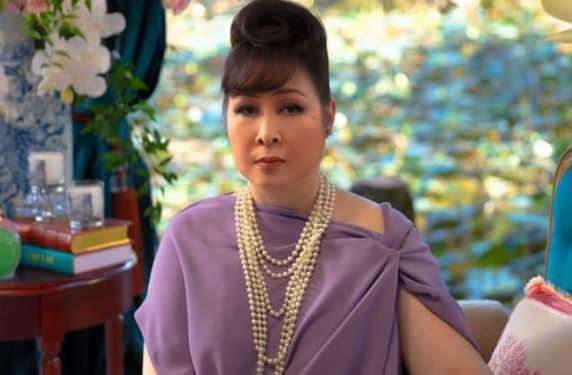 Hồng Vân cúi đầu xin lỗi khán giả vụ PR bẩn, bị bà Phương Hằng từng chỉ ra trong livestream - Hình 3