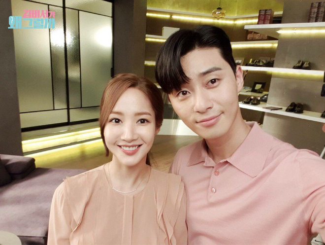 Phát hiện nhà của Park Seo Joon - Park Min Young cách nhau có... 10 mét: Bước chân sang là hẹn hò được còn gì? - Hình 2