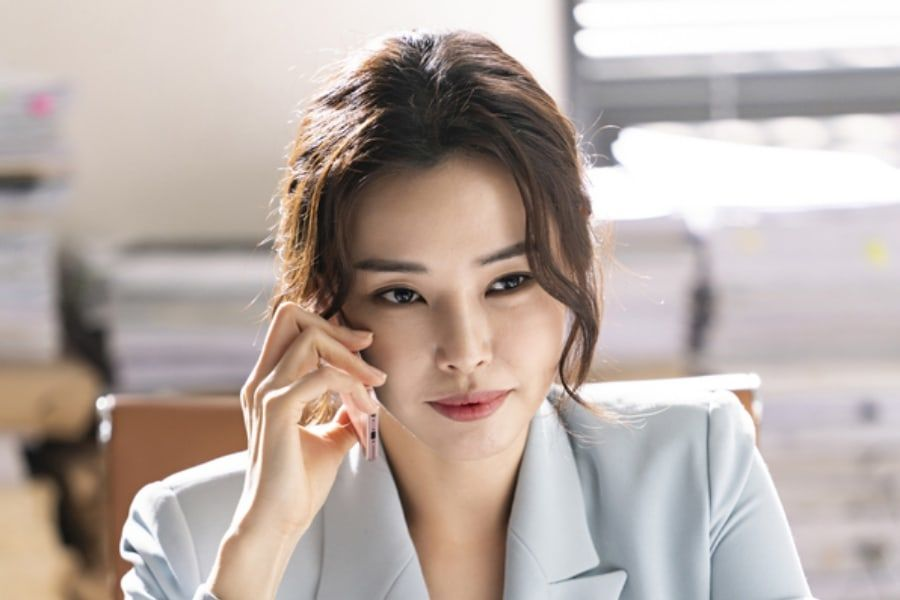 Honey Lee - Hoa hậu dũng cảm nhất Hàn Quốc vẫn chịu làm vệ sĩ của Kim Tae Hee - Hình 4