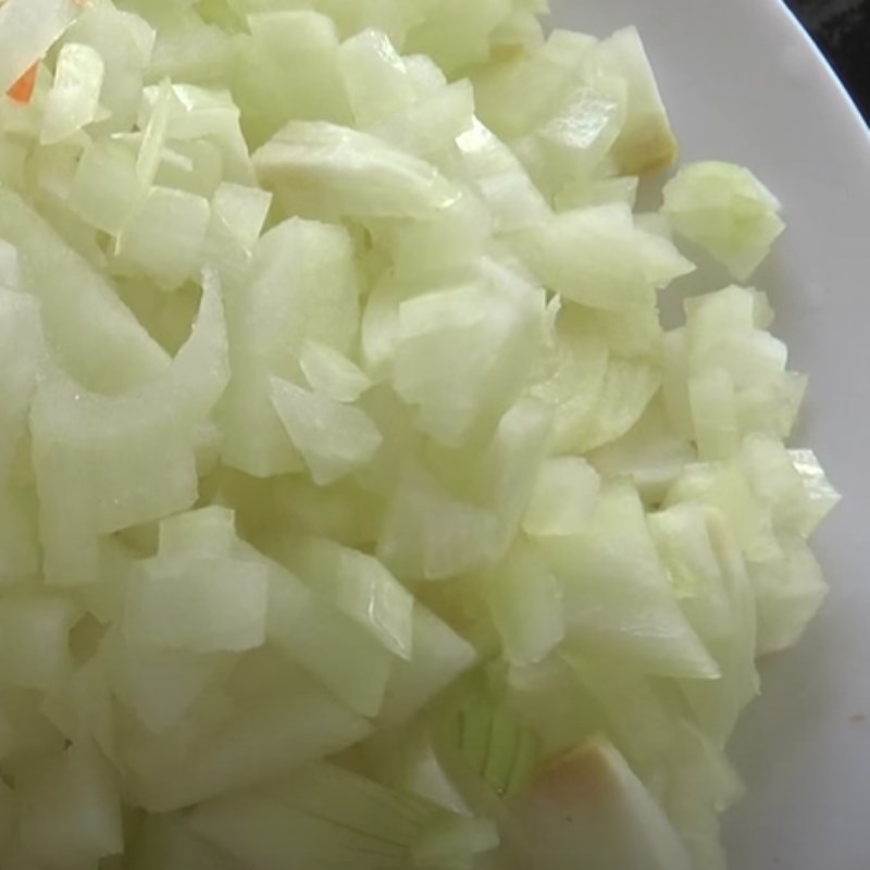 Cách làm cơm chiên cuộn trứng Hàn Quốc đẹp mắt, hấp dẫn - Hình 5