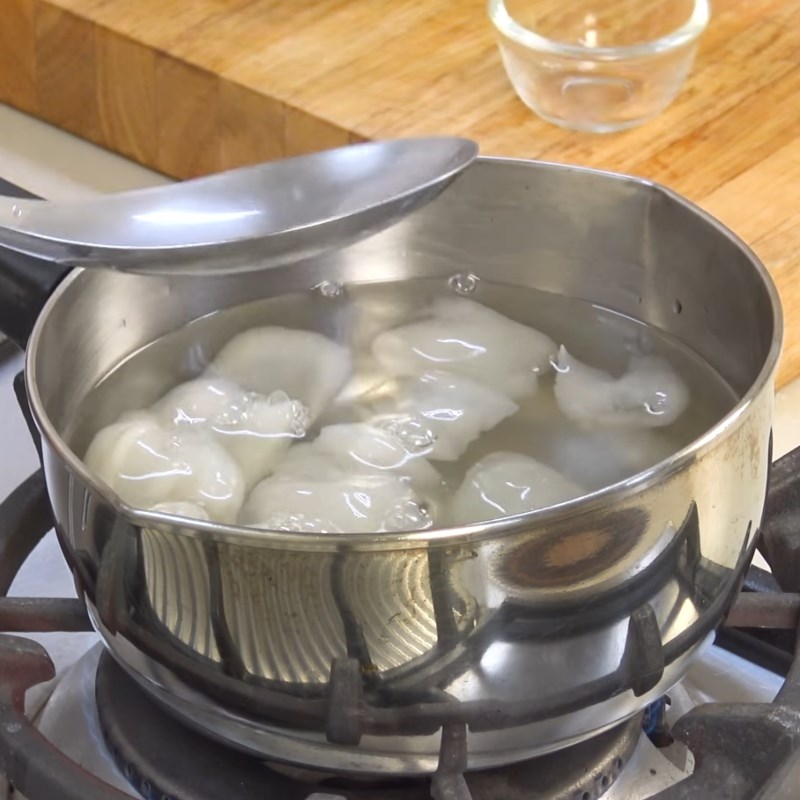 Cách làm nước đường chôm chôm thơm ngon thanh mát giải nhiệt mùa hè - Hình 9
